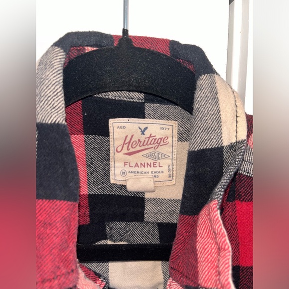 American Eagle Red and Black Flannel Button-Up Shirt, size small 🦅 - Picture 3 of 6